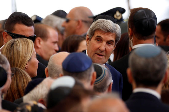 جون كيرى يصل لحضور جنازة الرئيس الاسرائيلى السابق شيمون بيريز